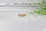 Ring Goldfarbe mit herzform steinen