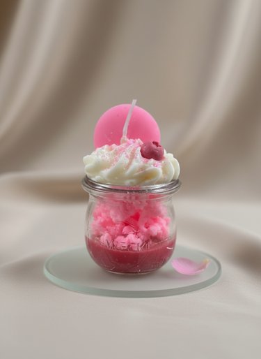 Handgegossene Macaron-Duftkerze als Geschenkidee