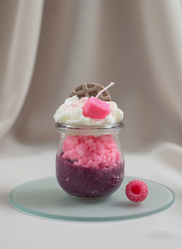 Handgegossene Duftkerze mit Keksaroma im Glas