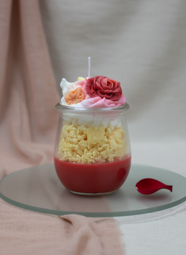 Duftkerze aus Sojawachs in Blüten-Optik