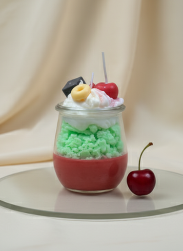 Handgegossene Sojakerze mit fruchtig-verspieltem Duft kleines Präsent zum Geburtstag