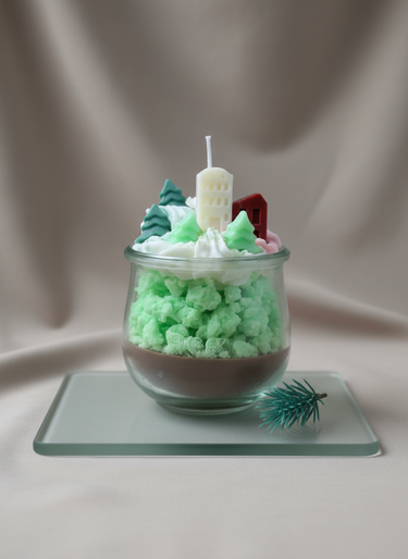 Nostalgische Duftkerze im Glas mit Waldaroma