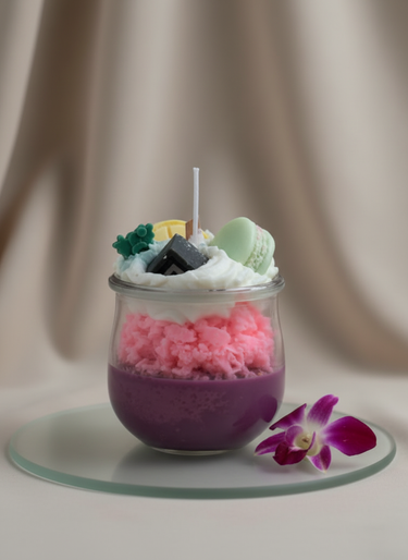 Rosafarbene Macaron Duftkerze im Glas Aufmerksamkeit zum Muttertag