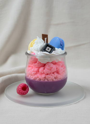 Pastellfarbene Macaron-Duftkerze im Glas vegan