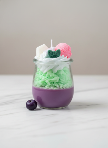 Handgegossene Sojakerze mit Minz-Macaron-Duft im Glas