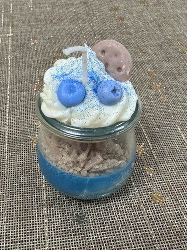 Handgegossene Sojakerze Sommernachtstraum mit blumigem Duft kleines Präsent zum