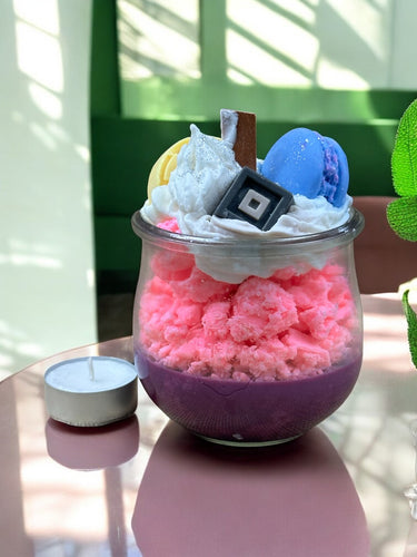 Pastellfarbene Macaron-Duftkerze im Glas vegan