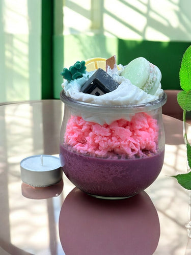 Rosafarbene Macaron Duftkerze im Glas Aufmerksamkeit zum Muttertag