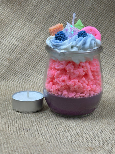 🦄 Unicorn Berry Duftkerze – Mittelgroße Dessertkerze im Glas | Modekerzen