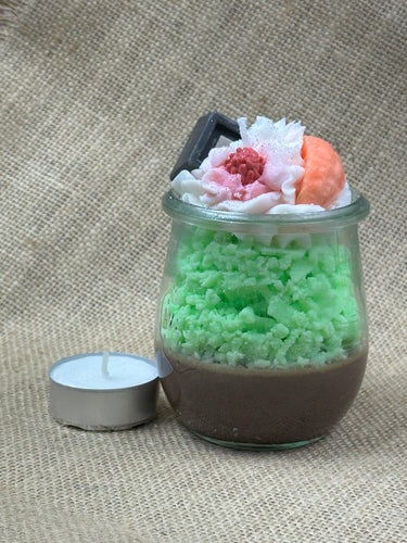 🍫 Mint Berry Choco Duftkerze – Mittelgroße Dessertkerze mit Frischekick | Modekerzen