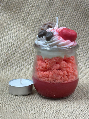 ☕ Cherry Waffle Dream – Duftkerze im Glas mit Kaffeebohne & Kirsche | Modekerzen