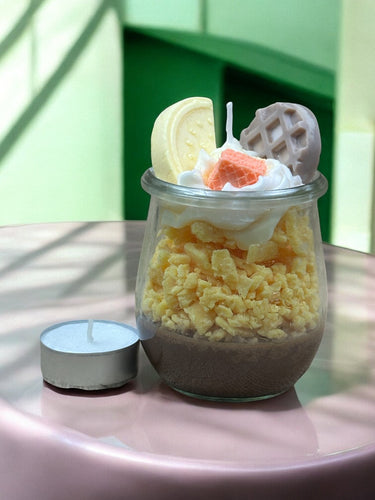 Handgemachte Sojawachskerze im Dessertglasduft