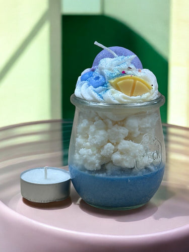 Handgegossene Sojawachskerze mit fruchtigem Duft