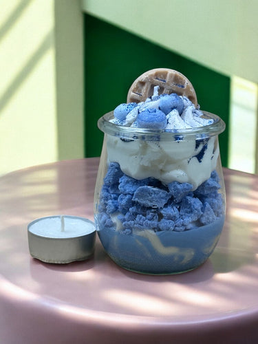 Duftkerze aus Sojawachs in Eiscreme-Design Geschenk zu Weihnachten