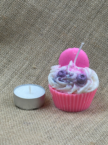 Blaubeer-Macaron-Duftkerze – verspielte Eleganz im Cupcake-Stil