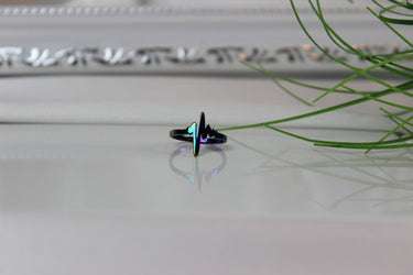 Titan Ring mit EKG Motiv