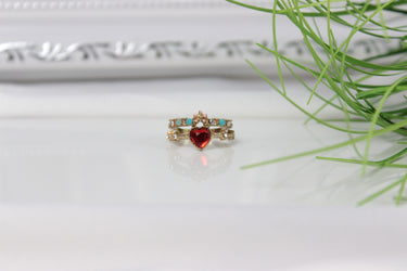 ring mit herz blumen, und stein motiv
