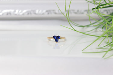 ring mit drei steinform