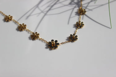 Vintage Daisy Halskette in  Gold für Damen - Stilvolles Titanstahl Schmuckstück