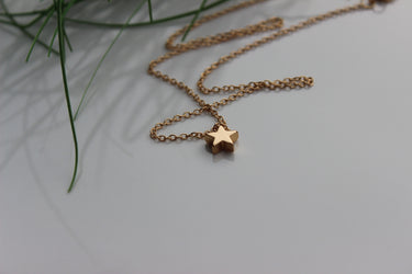 Star Alloy Einfache Halskette - Ein eleganter Blickfang für Damen