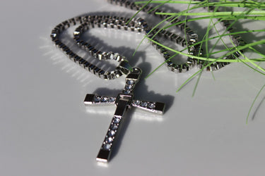 Koreanischer Stil: Unisex Anhänger Halskette mit Strass, Silberbeschichtet