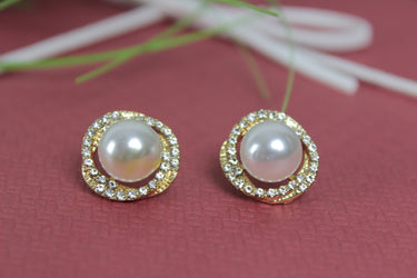 Saturnus-Ring Ohrring mit Zirkonia und weißer Perle für Damen
